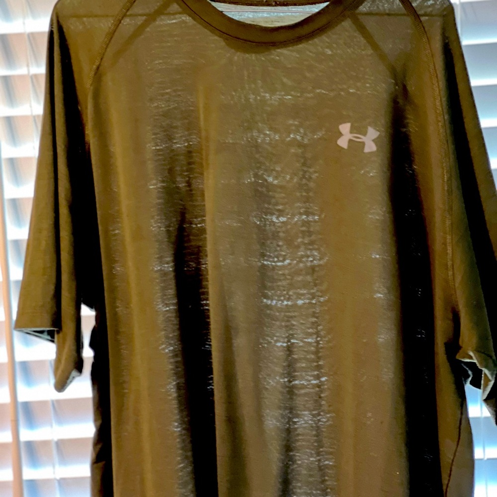 Men’s Under Armour Olive short Sleeve Tee